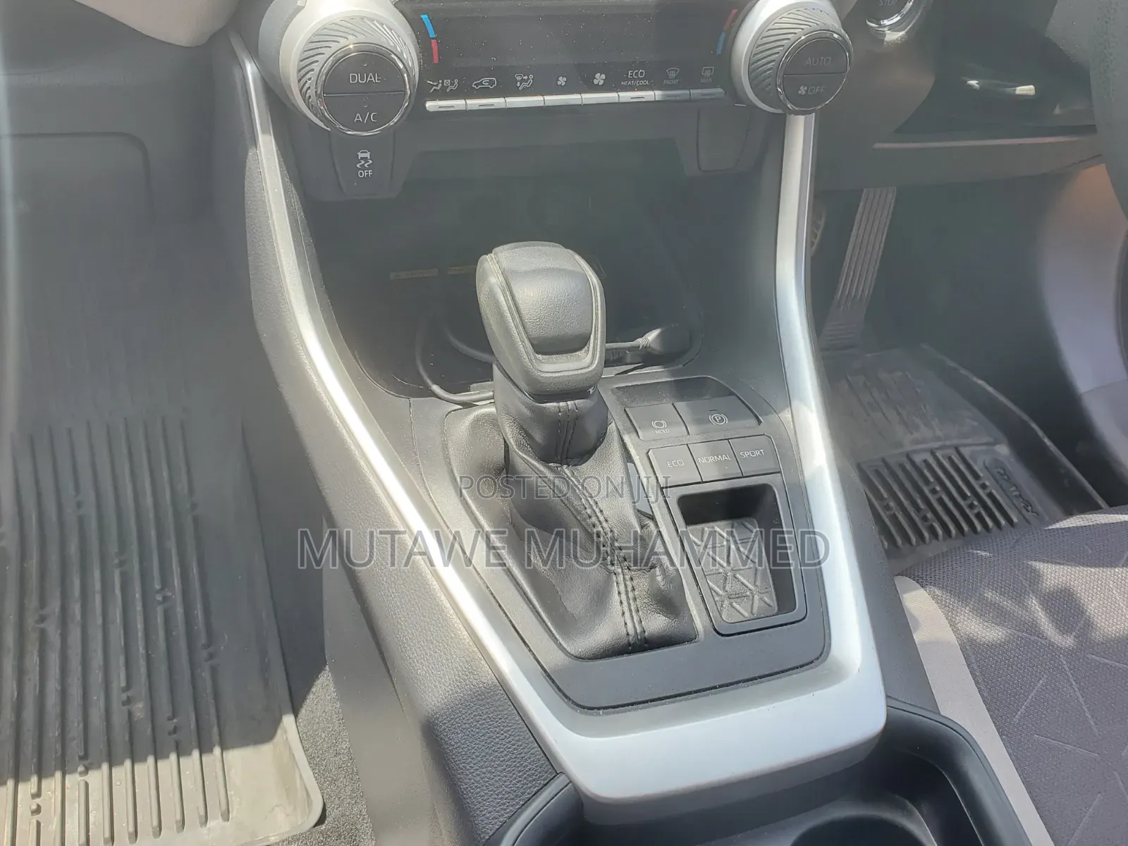 Toyota RAV4 2019 Gray