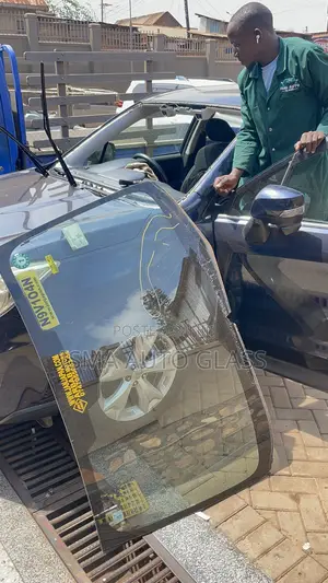 Broken Windscreen Fixing