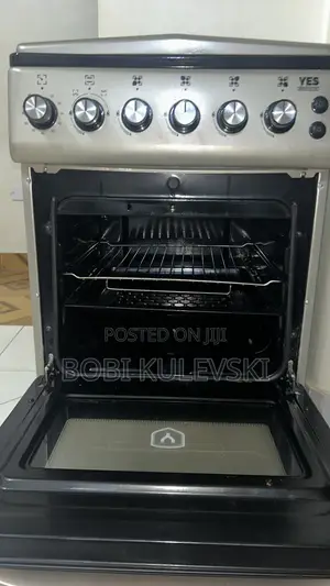 YES: 4 Burner Gas Oven/Cooker