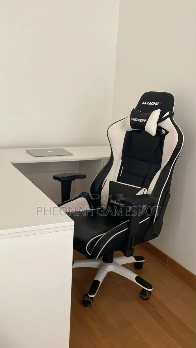 Gaming Chair: Sit Like a Boss, Game Like a Legend 