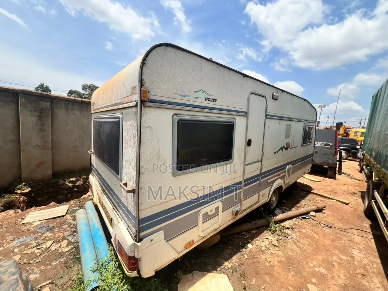 Caravan (Travel Trailer) HOBBY