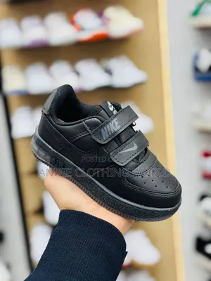 Big Nike LogoStrap - All Black Sneakers - EU 30 - 34 Turkey New