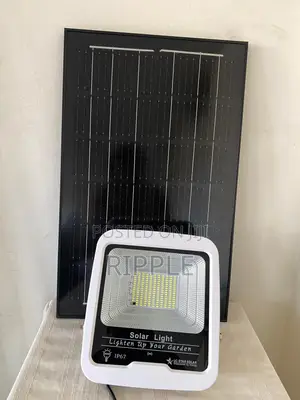 200W Solar Security Flood Light With Panel & Remote