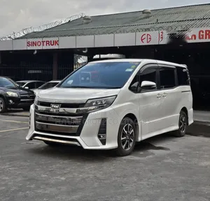 Toyota Noah 2017 White