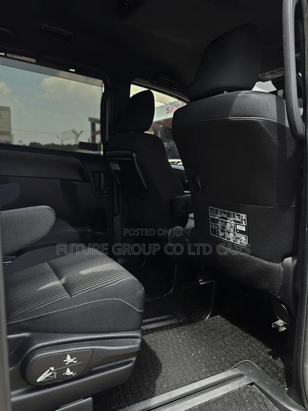 Toyota Noah 2017 White