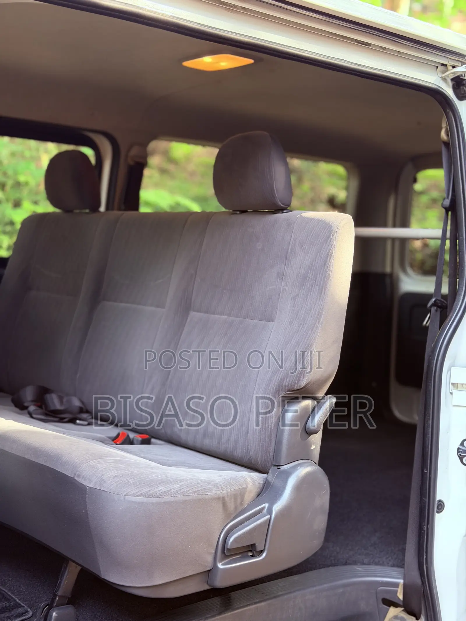 Toyota HiAce 2012 White