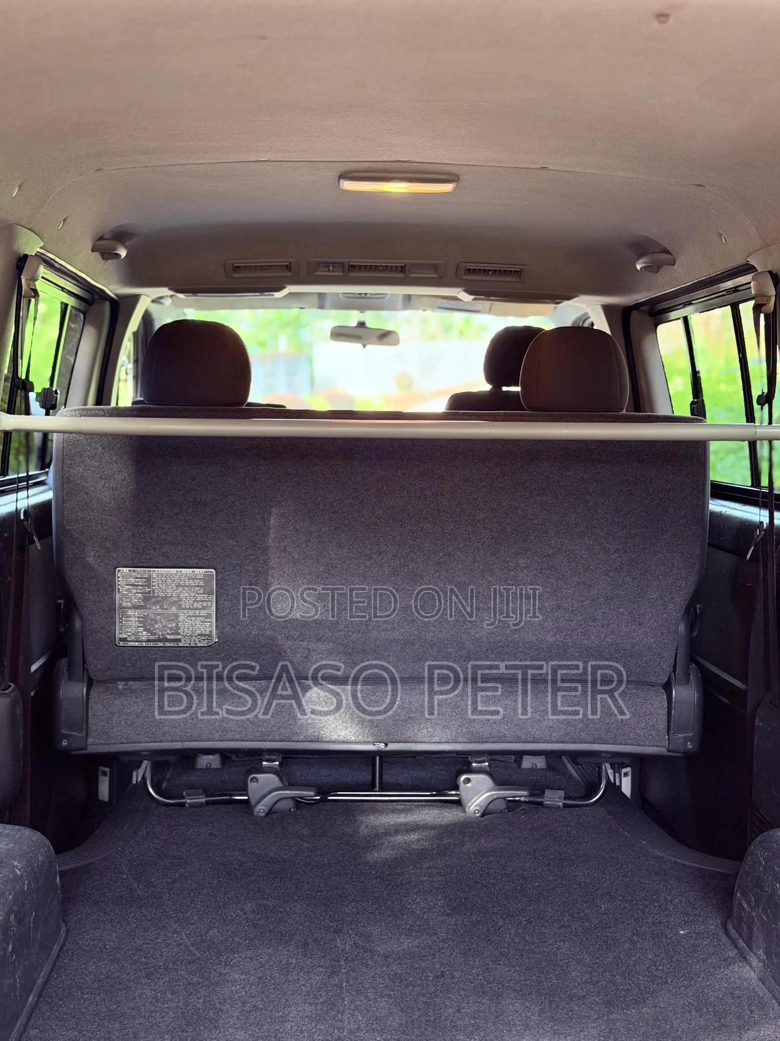 Toyota HiAce 2012 White