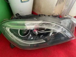 Mercedes Benz ML Bluete H 2012 Headlights