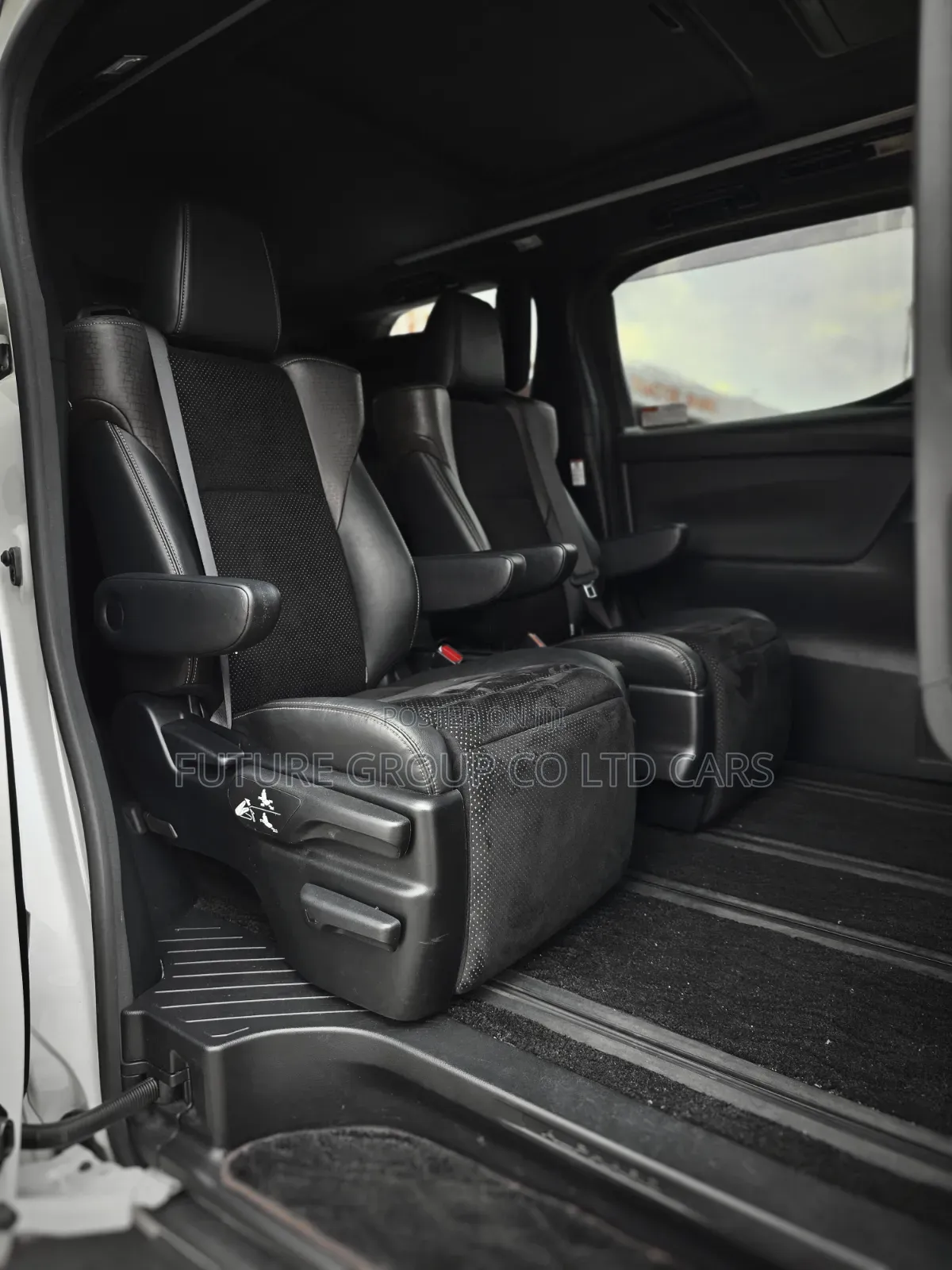 Toyota Alphard 2017 White