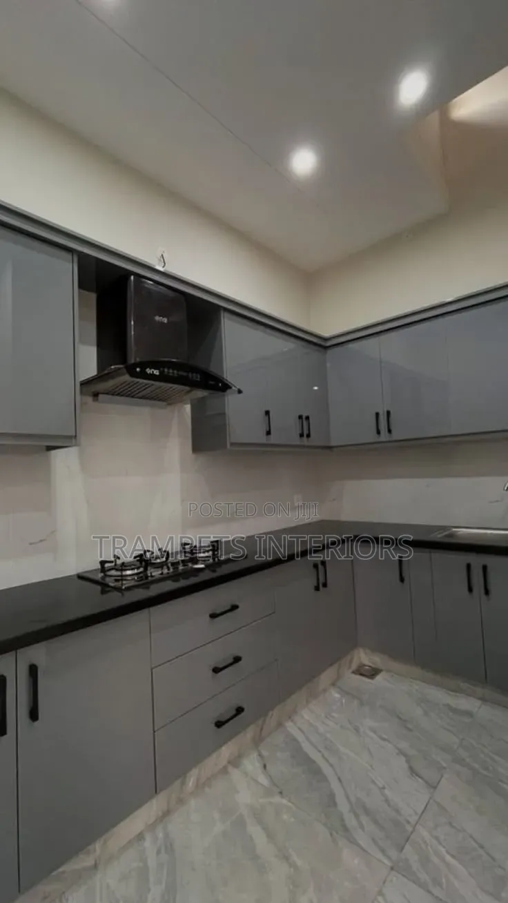 KITCHEN CABINETS/ Modern Customized Kitchen for Luxurious Living Room