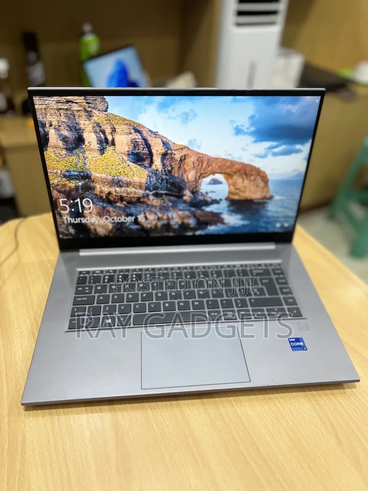 New Laptop HP ZBook Firefly 15 G7 32GB Intel Core i7 SSD 512GB