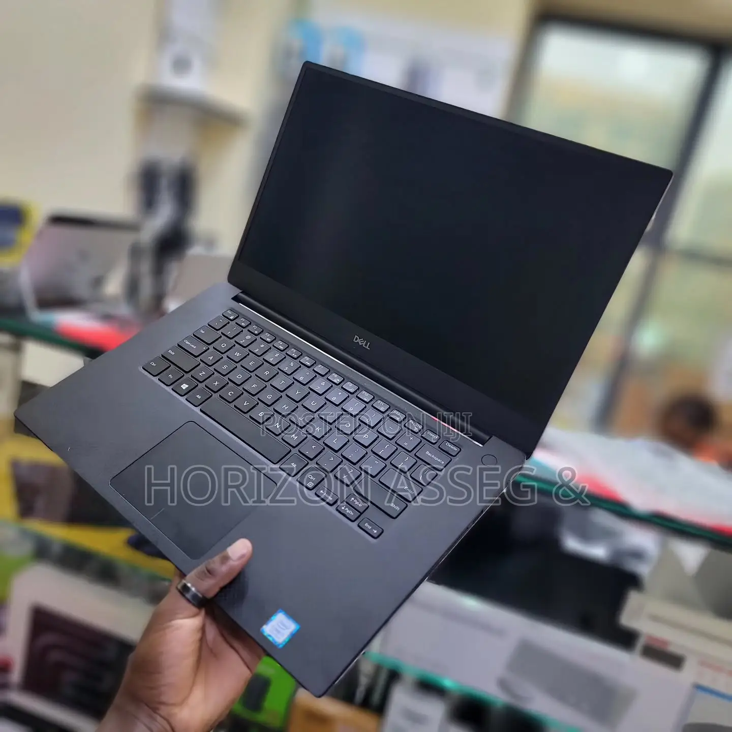 New Laptop Dell Precision 5530 8GB Intel Core i5 SSD 256GB