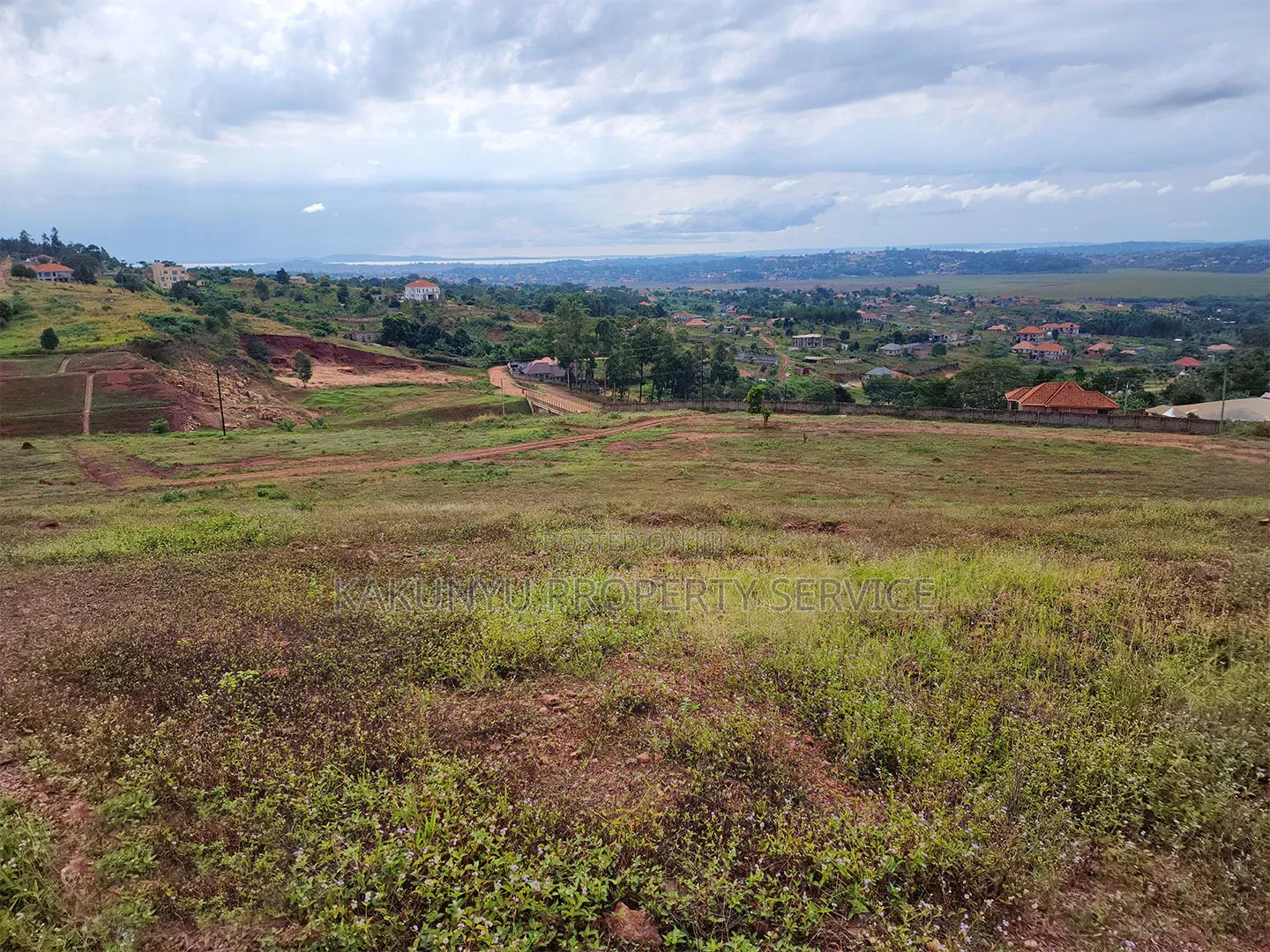 Entebbe- Ssisa (Lutaba)