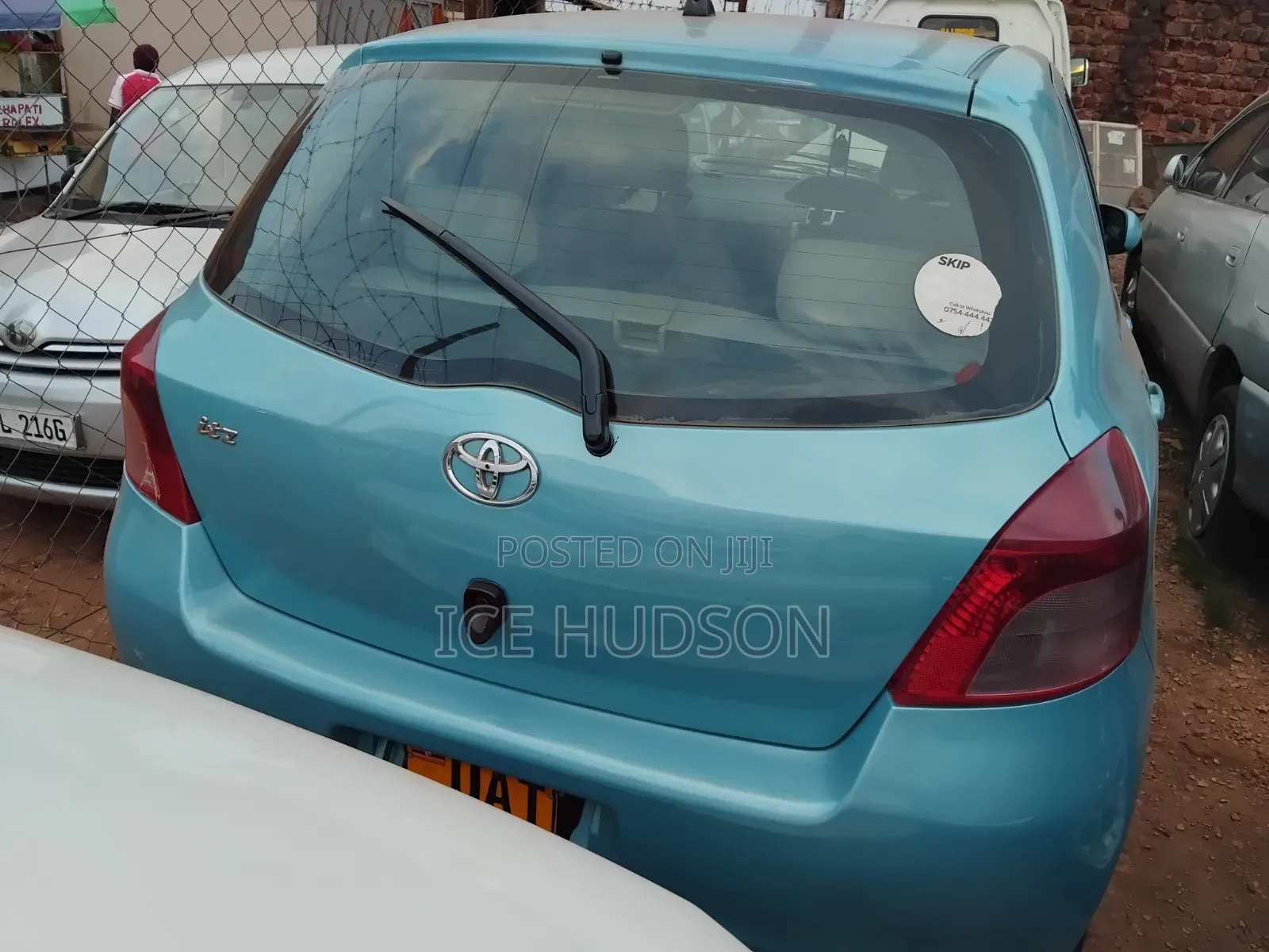 Toyota Vitz 2011 Blue