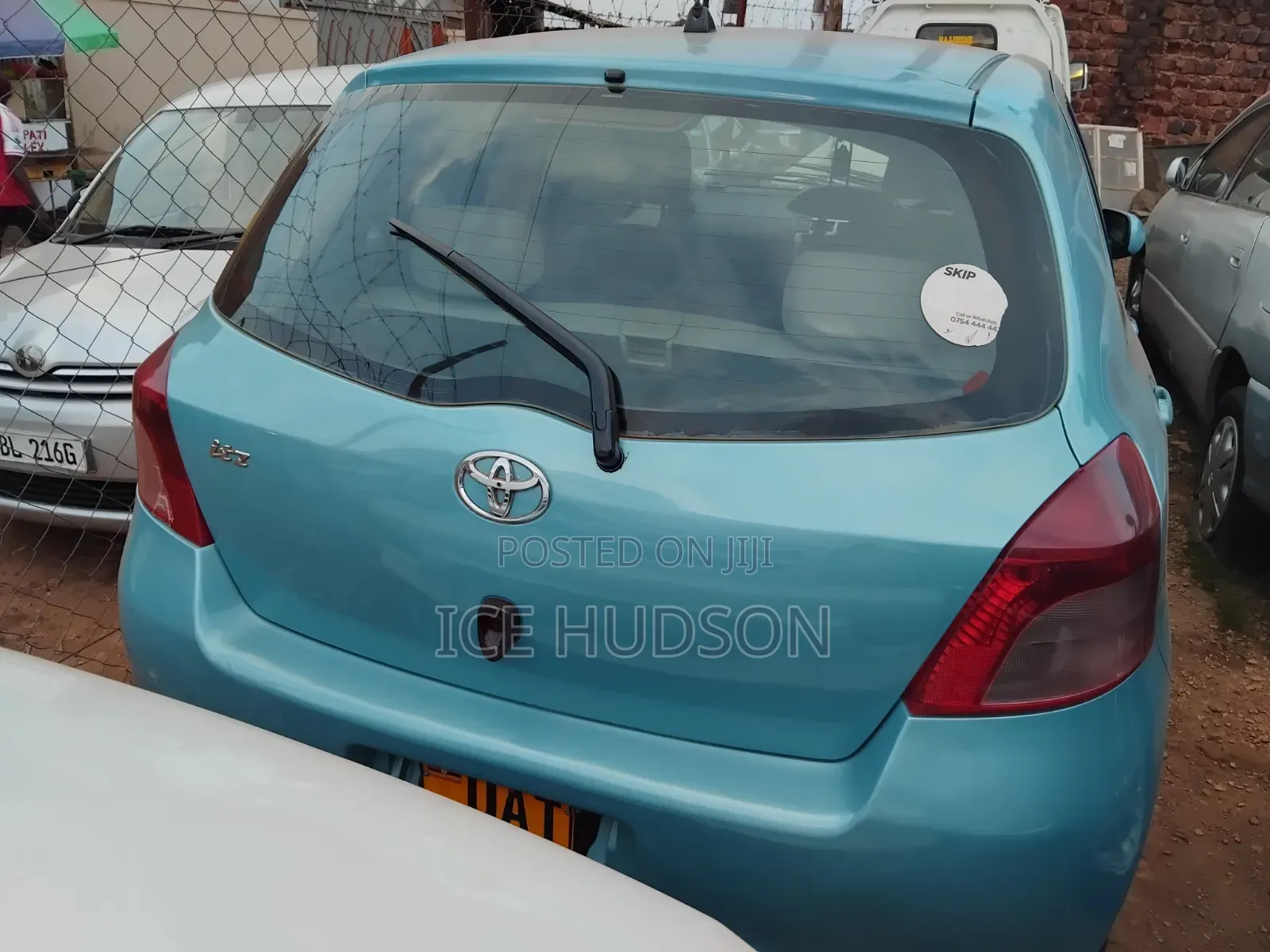Toyota Vitz 2011 Blue