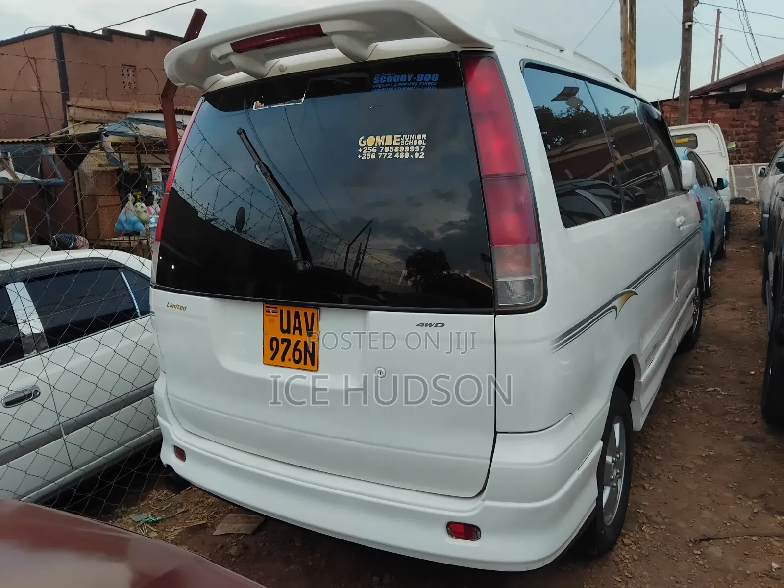 Toyota Noah 2002 Pearl