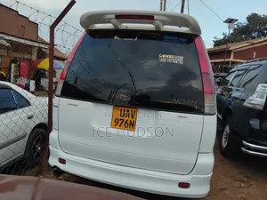 Toyota Noah 2002 Pearl