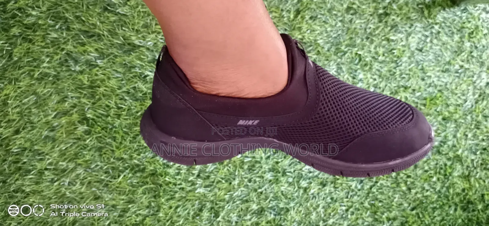 All Black Slip - On With Rose WhiteSwoosh Mesh Breathable Light