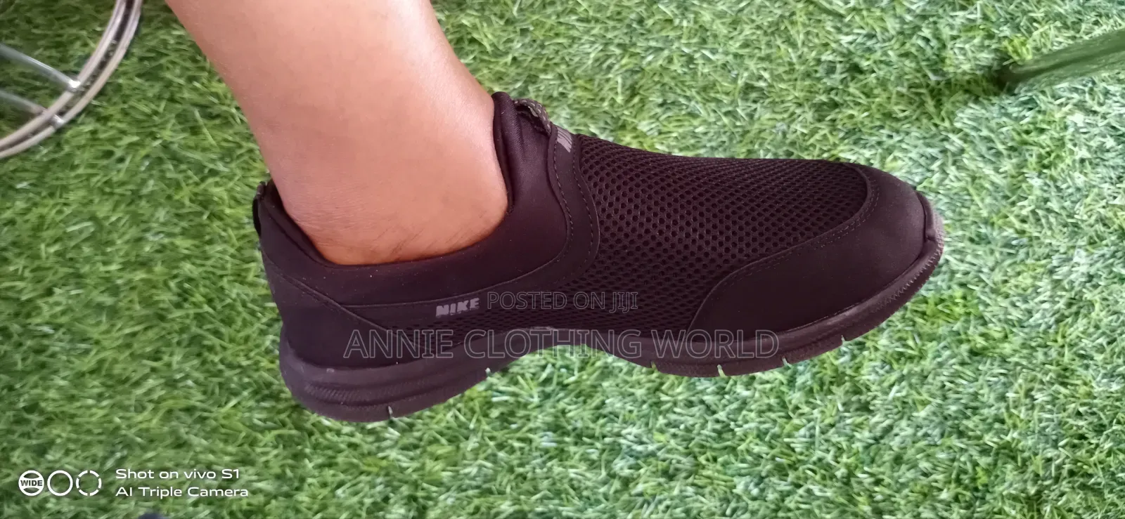 All Black Slip - On With Rose WhiteSwoosh Mesh Breathable Light