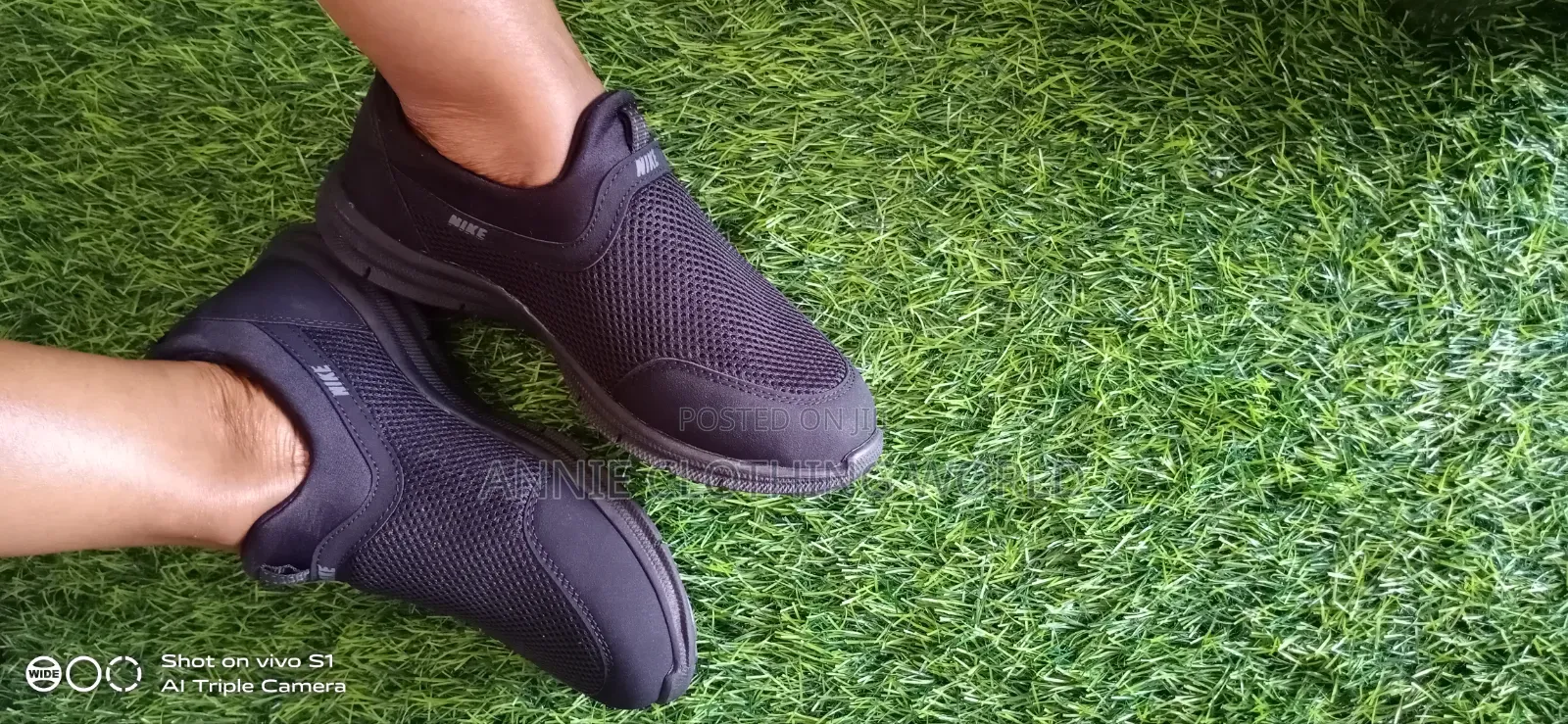 All Black Slip - On With Rose WhiteSwoosh Mesh Breathable Light