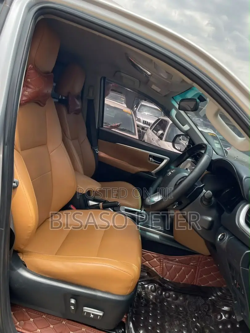 Toyota Fortuner 2016 Gray
