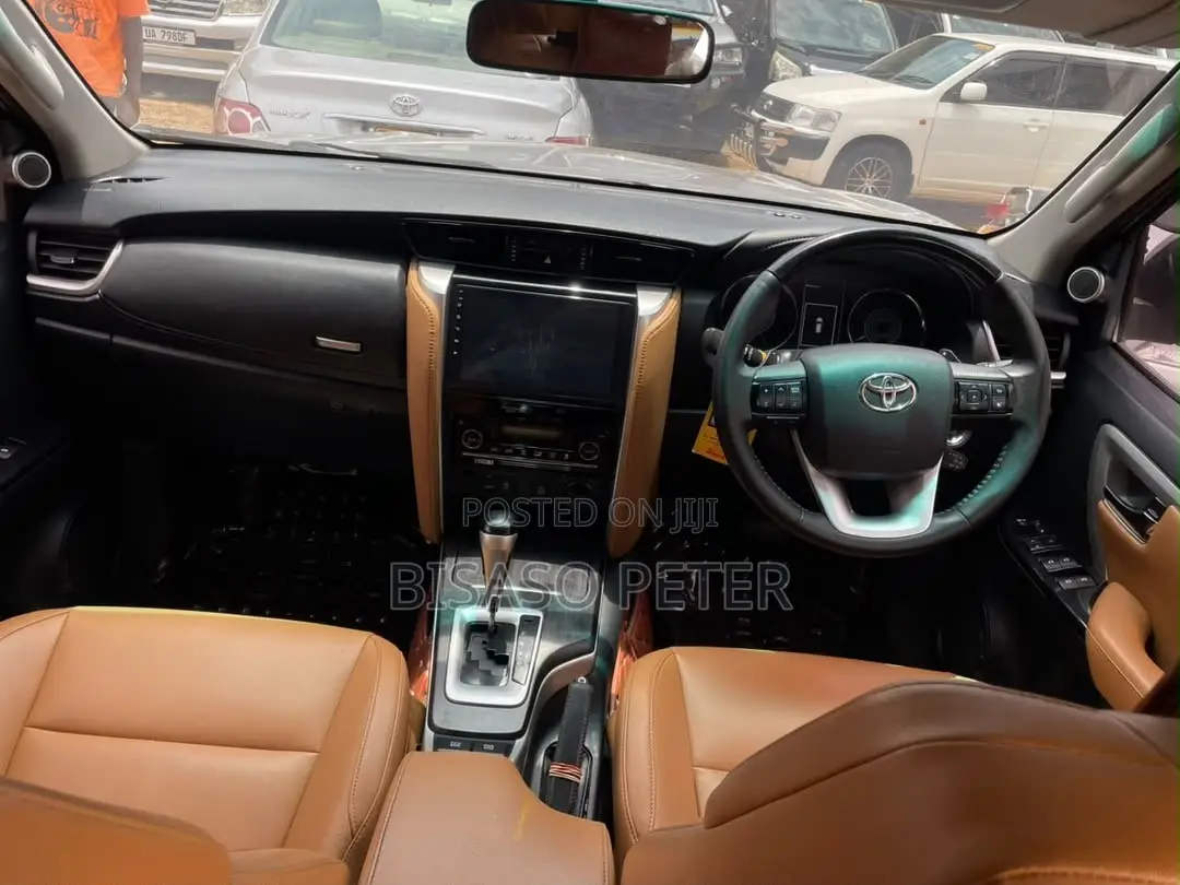 Toyota Fortuner 2016 Gray