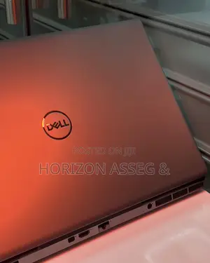 New Laptop Dell Precision 7750 8GB Intel Core i7 SSD 256GB