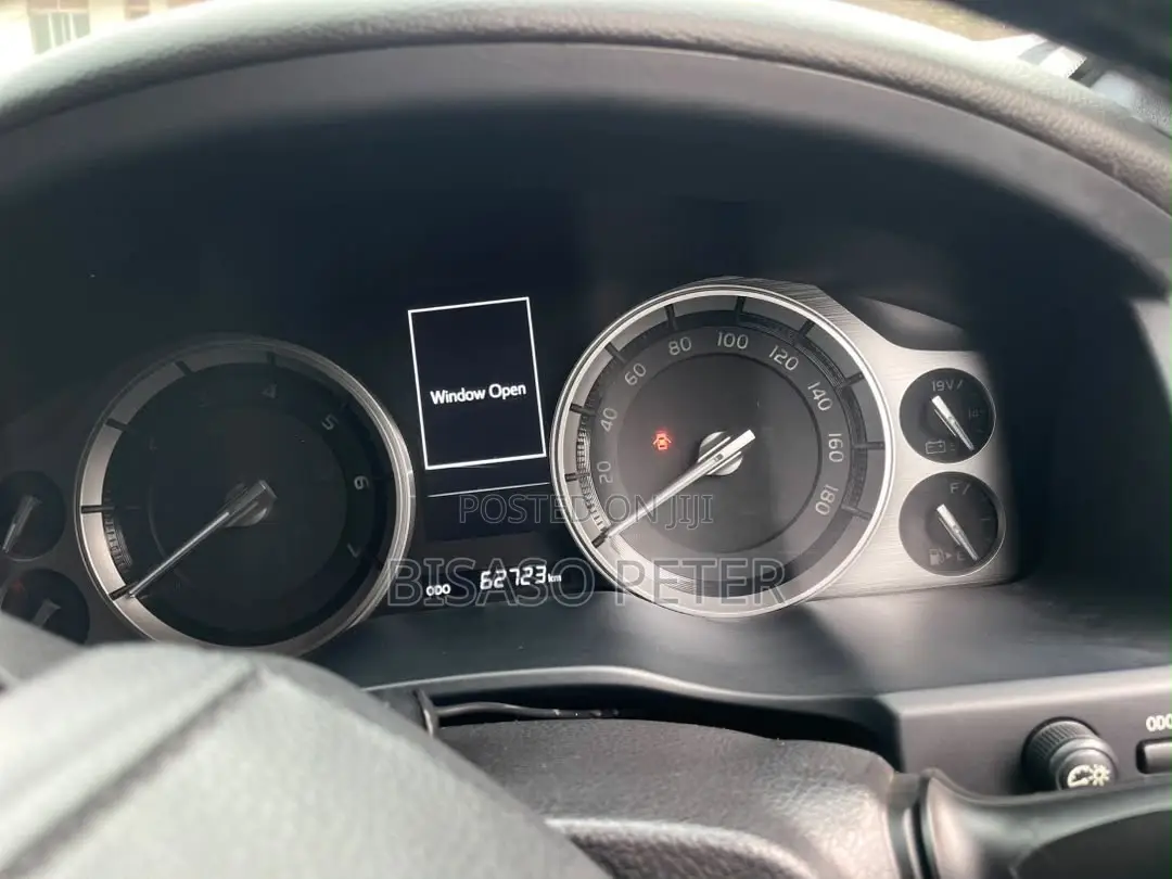 Toyota Land Cruiser 4.6 V8 ZX 2017 Black