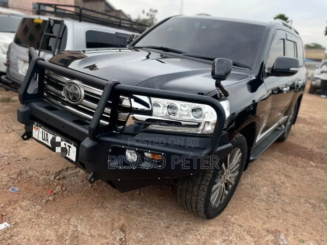 Toyota Land Cruiser 4.6 V8 ZX 2017 Black