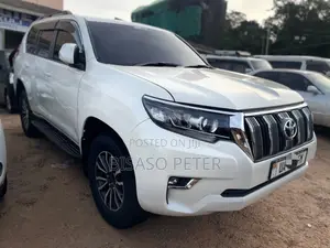 Toyota Land Cruiser Prado 2.8 D-4D 2016 White