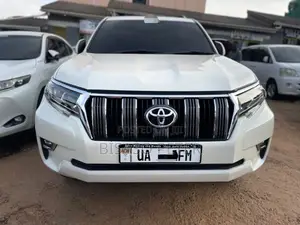 Toyota Land Cruiser Prado 2.8 D-4D 2016 White