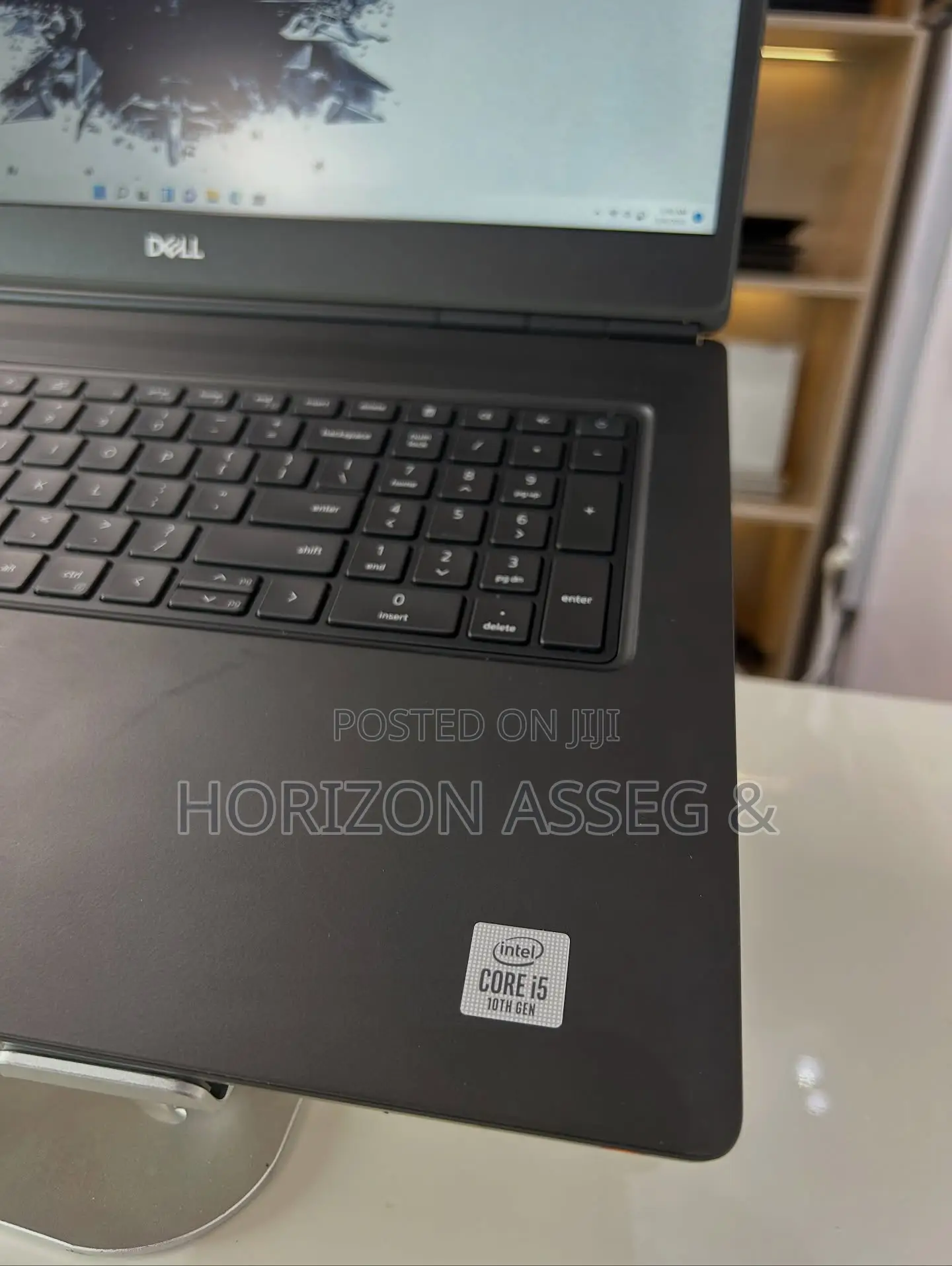 New Laptop Dell Precision 7750 8GB Intel Core i5 SSD 256GB