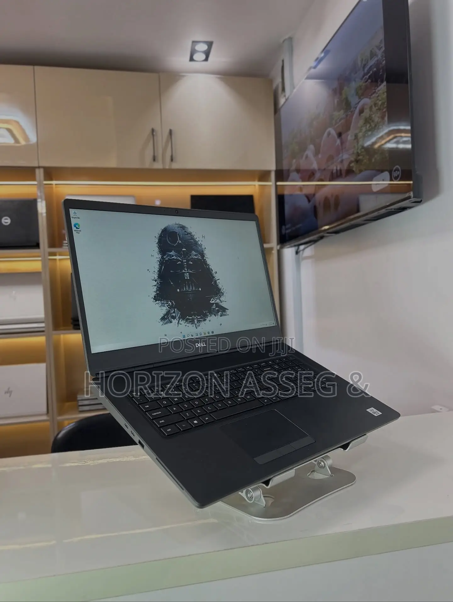 New Laptop Dell Precision 7750 8GB Intel Core i5 SSD 256GB