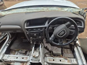 Stearing Wheel Audi A4