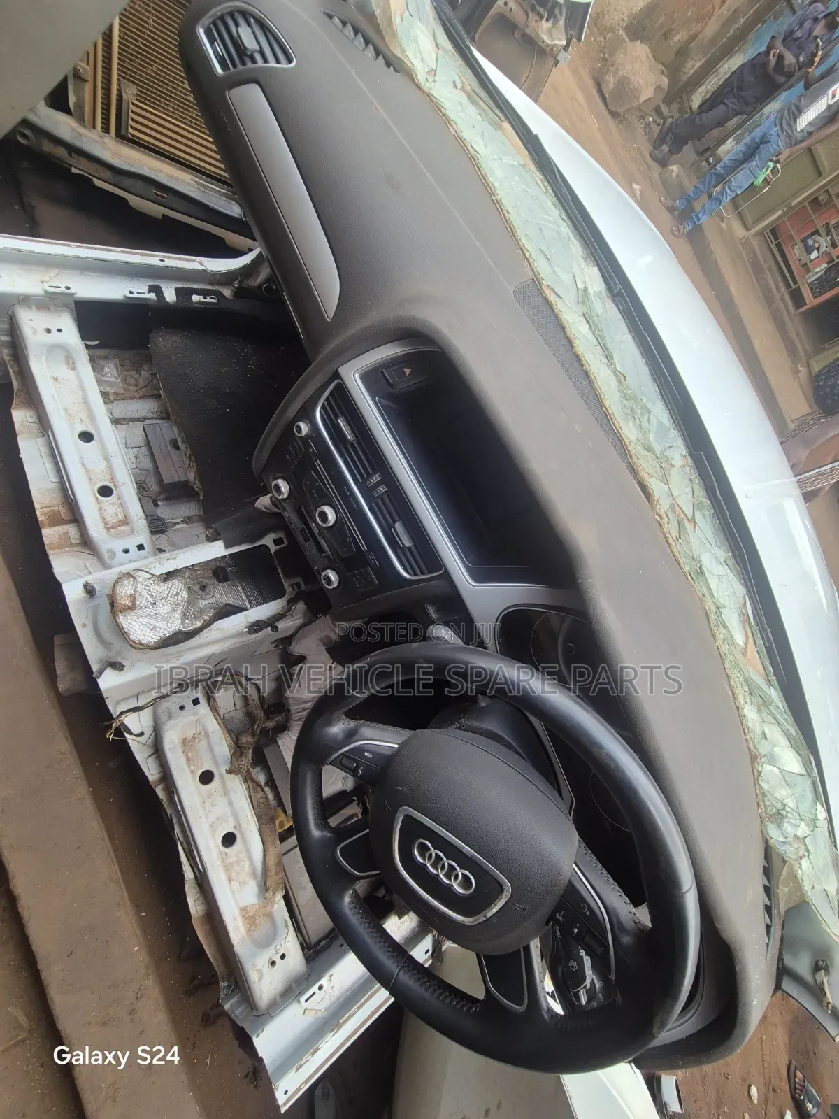 Stearing Wheel Audi A4