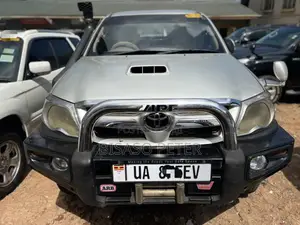Toyota Hilux 2008 Silver