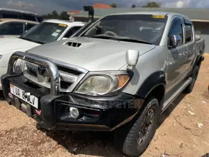 Toyota Hilux 2008 Silver