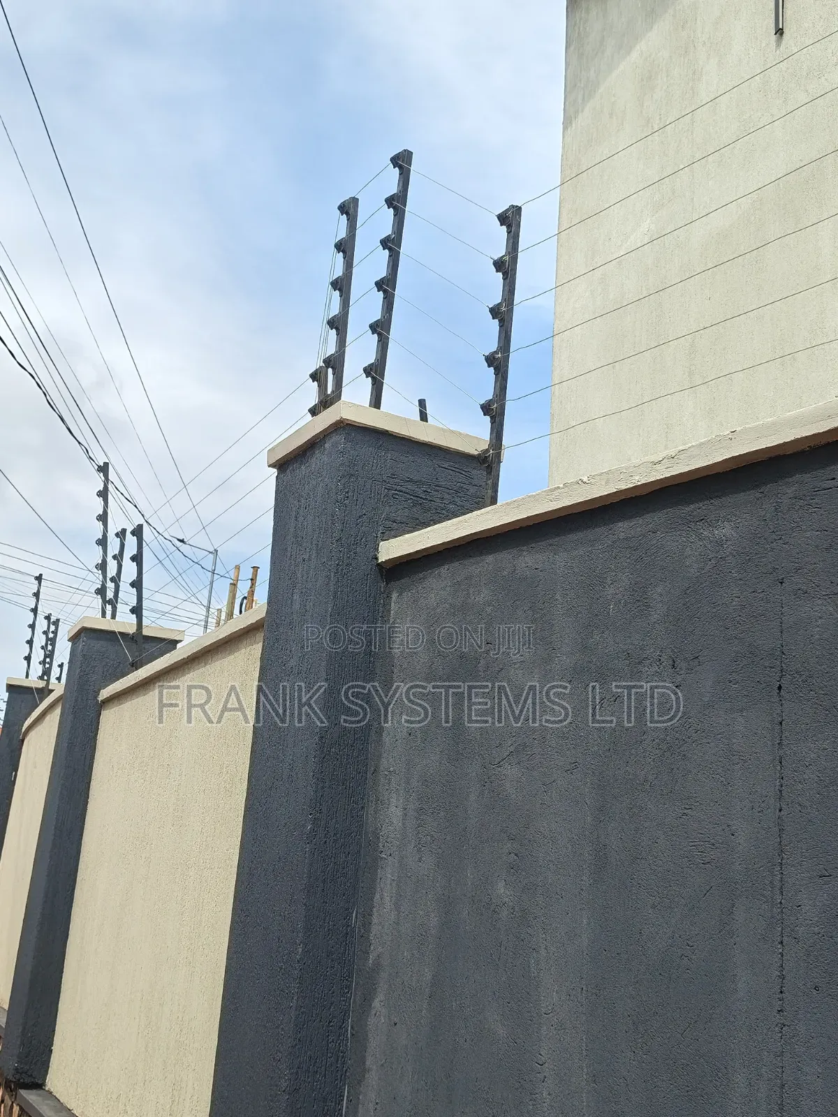 Electric Fence for Security Homes