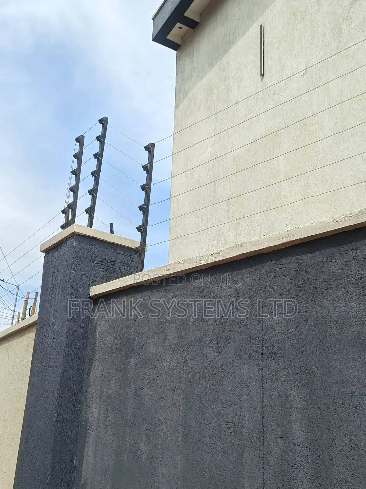 Electric Fence for Security Homes
