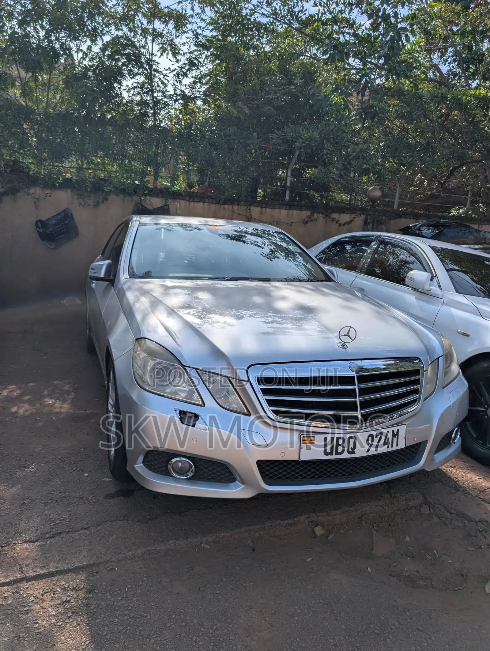 Mercedes-Benz E300 2009 Silver