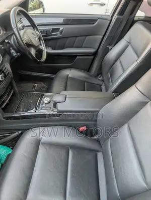 Mercedes-Benz E300 2009 Silver