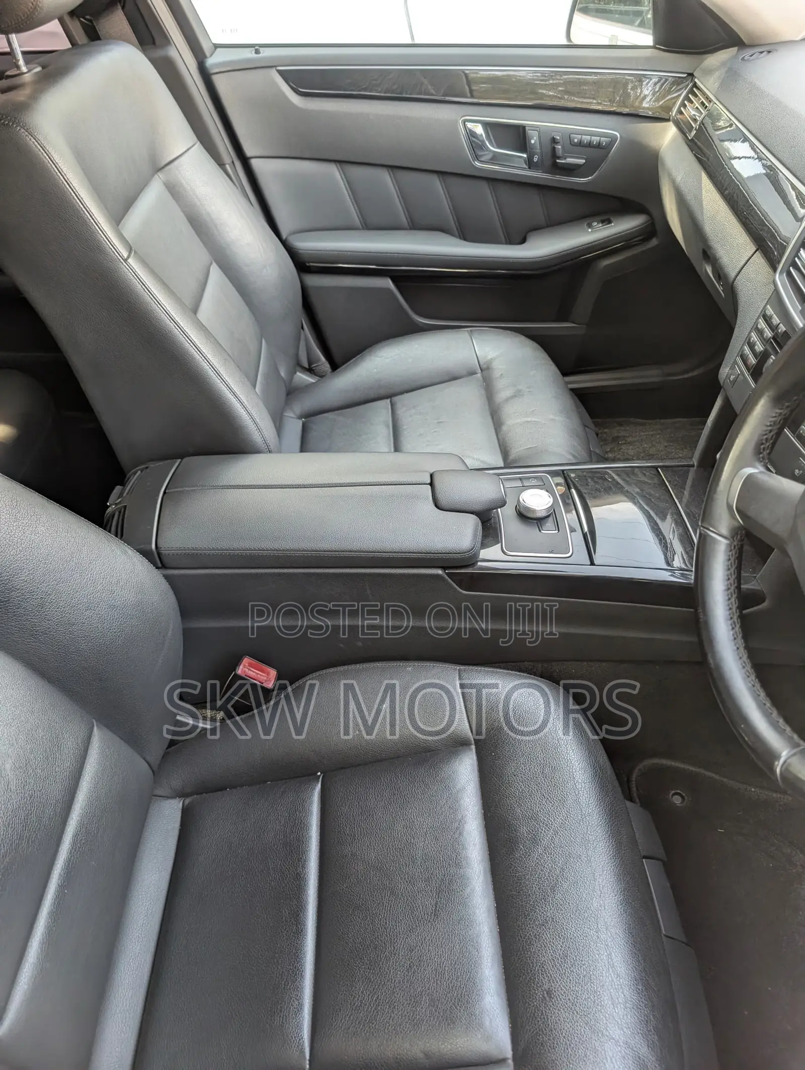 Mercedes-Benz E300 2009 Silver