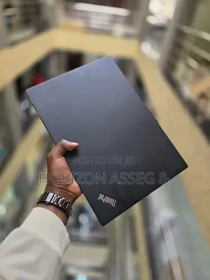 New Laptop Lenovo ThinkPad T490s 8GB Intel Core i7 SSD 256GB