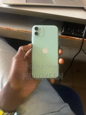 Apple iPhone 11 64 GB Green