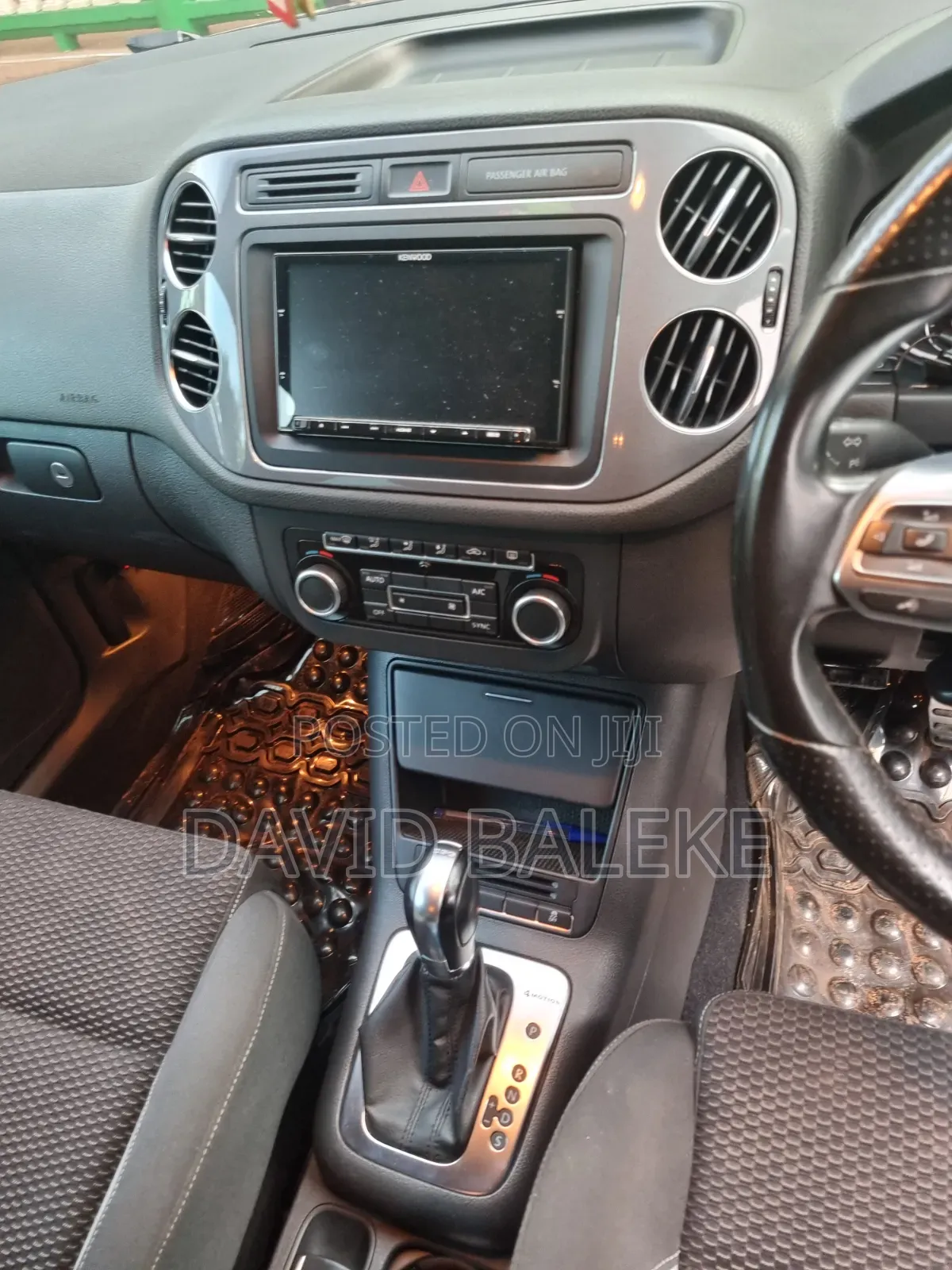 Volkswagen Tiguan SE 2013 Black