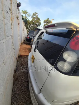 Toyota Raum 1.5 AWD 2004 White