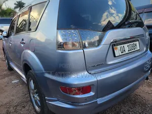 Mitsubishi Outlander GT 2012 Silver