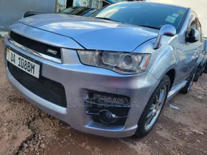 Mitsubishi Outlander GT 2012 Silver
