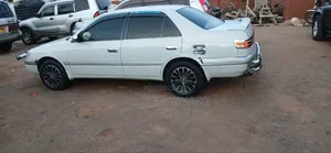 Toyota Corona Premio 1998 White