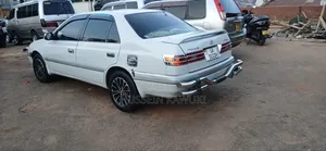 Toyota Corona Premio 1998 White